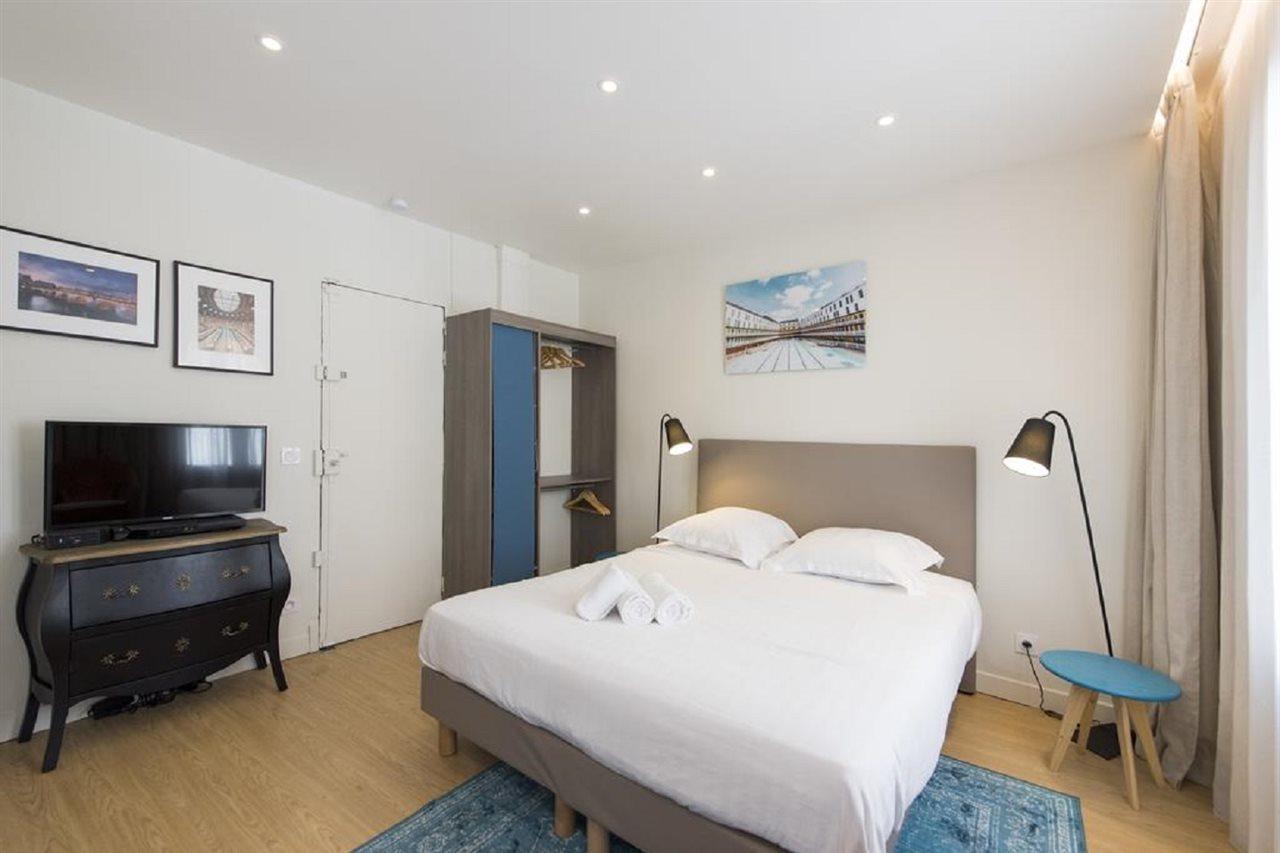 Veeve - Studio By The Jardin Du Luxembourg ปารีส ภายนอก รูปภาพ